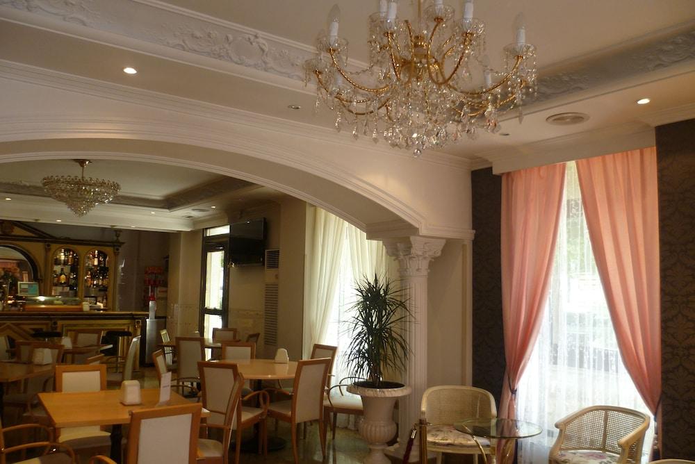 Artheus Carmelitas Hotel 4*