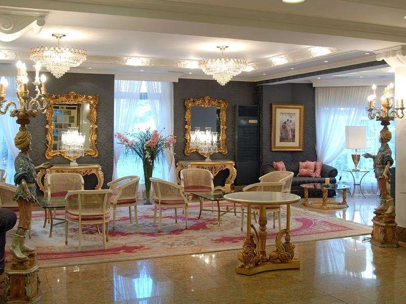 Hotel Artheus Carmelitas 4*
